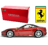 Bburago 1:18 Signature Series - California T Bburago 1:18 Signature Series - California T
