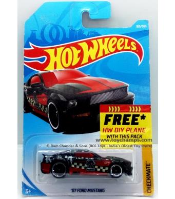 Hot Wheels 07 Ford Mustang