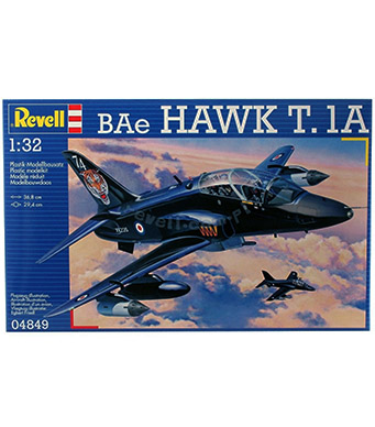 Revell BAe Hawk T.1 RAF
